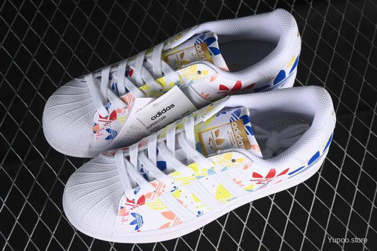 Adidas Superstar H00183 Casual Sneakers with Shell Toe Design
