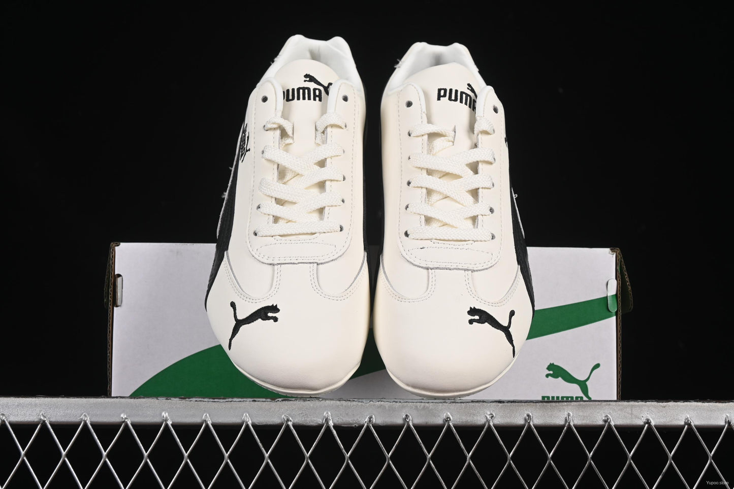 Puma Speedcat Lifestyle Low-Top Sneakers for Racing Enthusiasts -